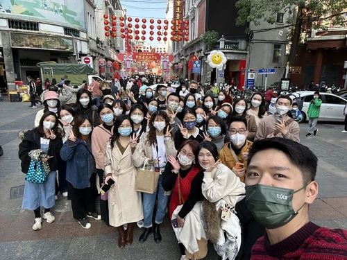 廣州還能這樣玩兒！這群年輕人解鎖“一種很新的旅游”，街坊表示 快樂加倍
